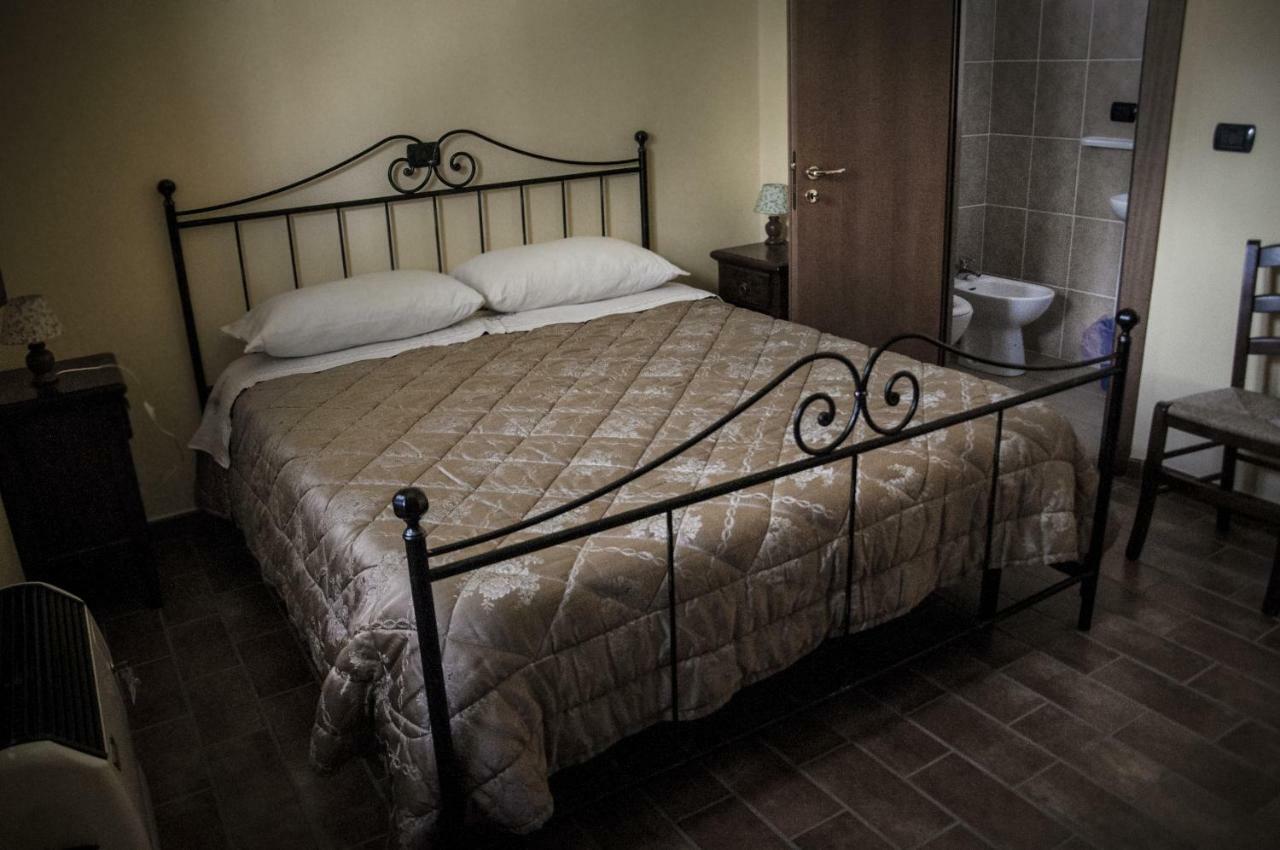 La Locanda Degli Elfi Виджанелло Экстерьер фото
